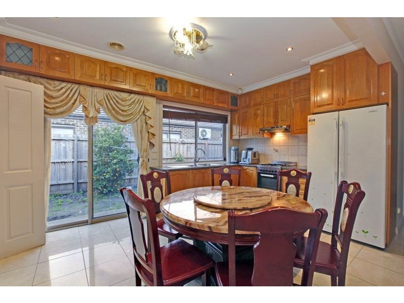 2/34 Waratah Street, Thomastown VIC 3074