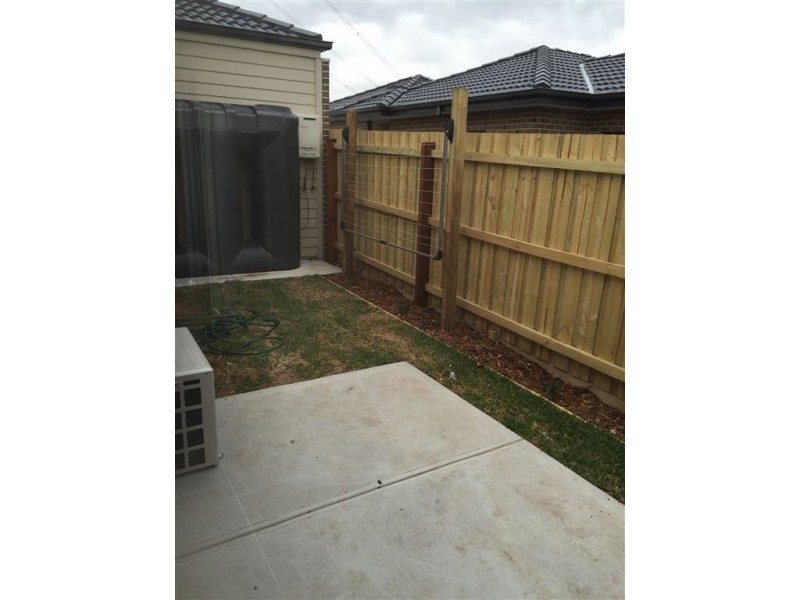 1/13 Edith Street, Epping VIC 3076