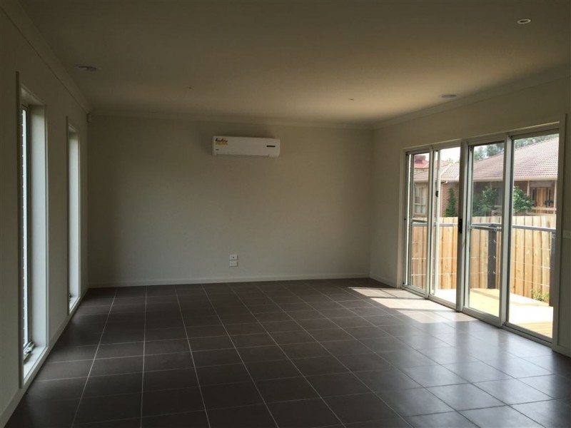 1/3 Old Plenty Road, South Morang VIC 3752