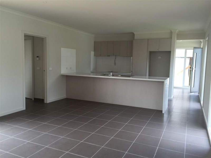 1/3 Old Plenty Road, South Morang VIC 3752