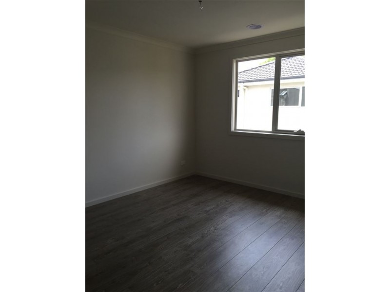 1/3 Old Plenty Road, South Morang VIC 3752