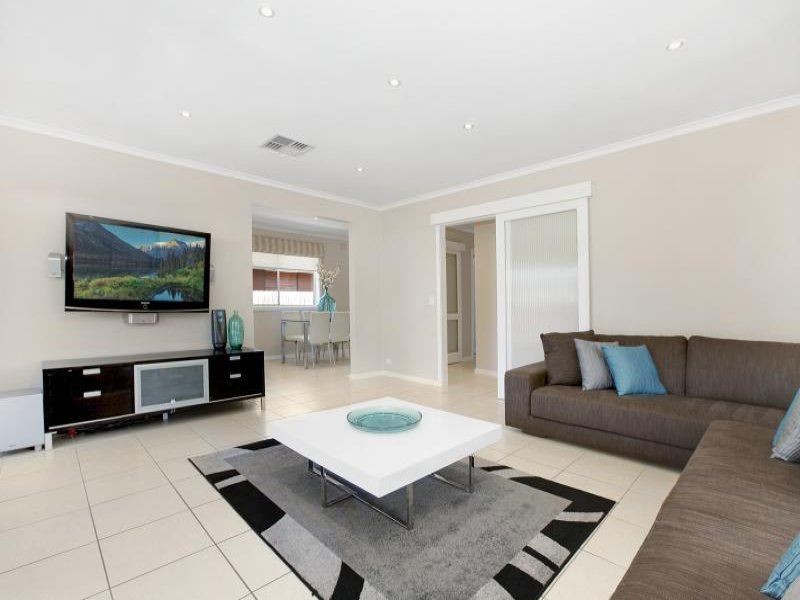 65 Rosedale Drive, Lalor VIC 3075