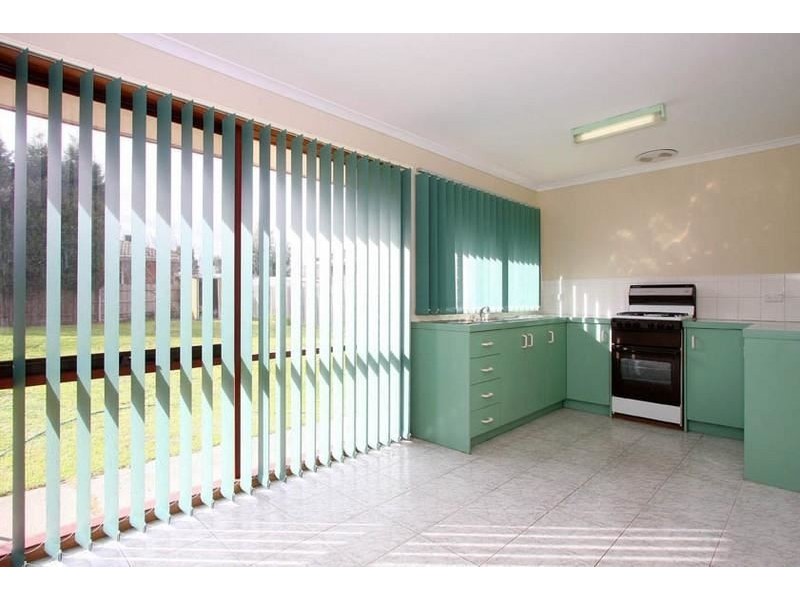25 Sieben Close, Mill Park VIC 3082