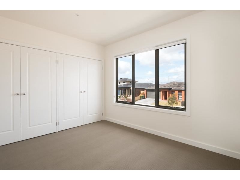 8 Rosamond Way, Epping VIC 3076