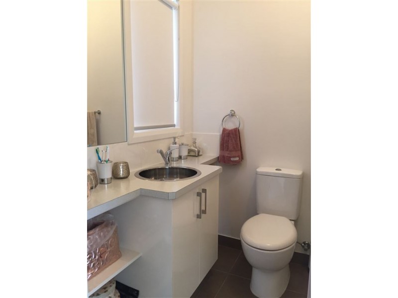 3/143 Messmate Street, Lalor VIC 3075