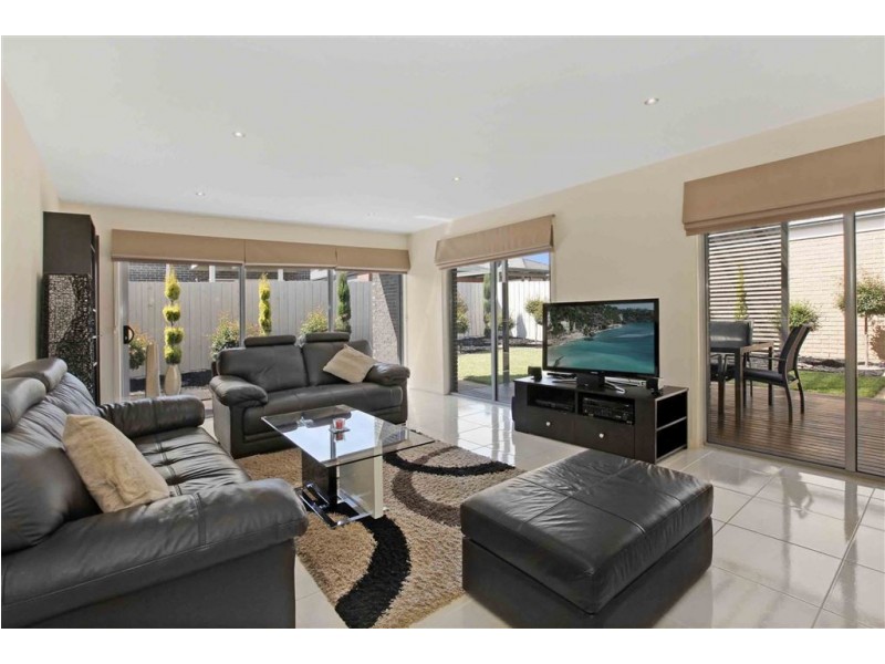 18 Sundial Parade, Epping VIC 3076