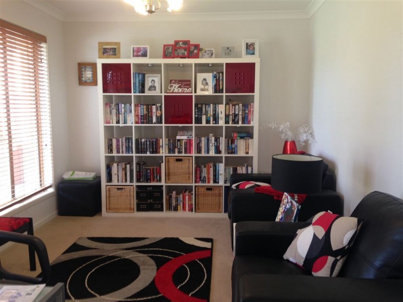 10 Norfolk Avenue, Epping VIC 3076