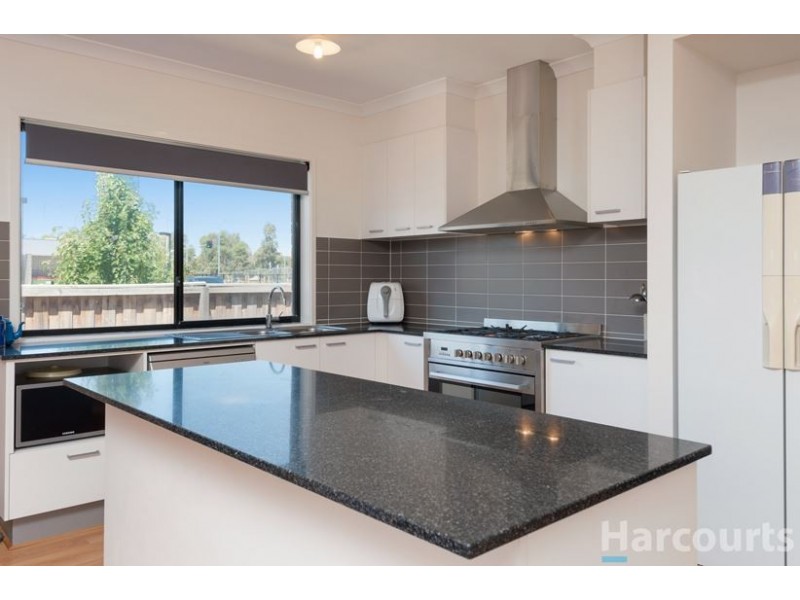 16 Aspect Drive, Doreen VIC 3754