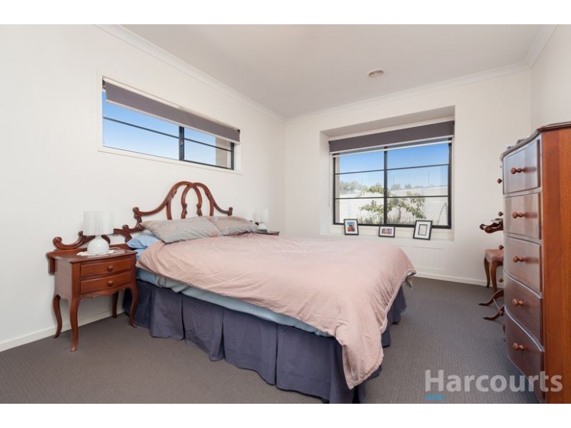 16 Aspect Drive, Doreen VIC 3754