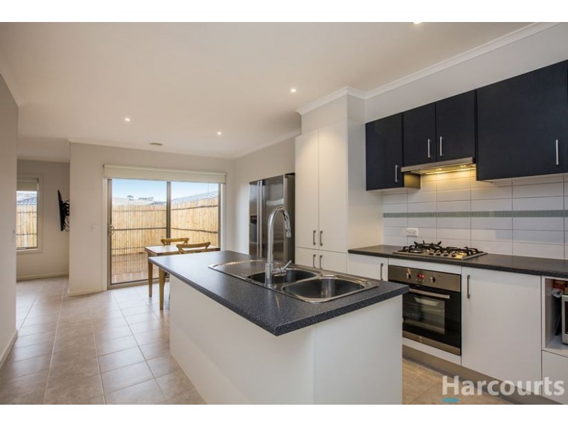 11 Ava Terrace, Epping VIC 3076