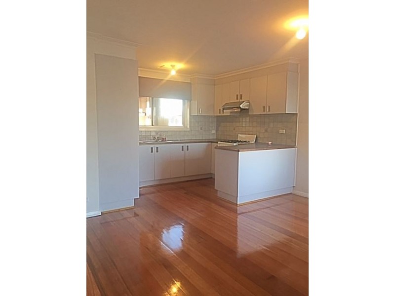17 Kalara Close, Lalor VIC 3075