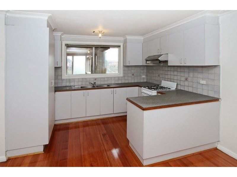 17 Kalara Close, Lalor VIC 3075