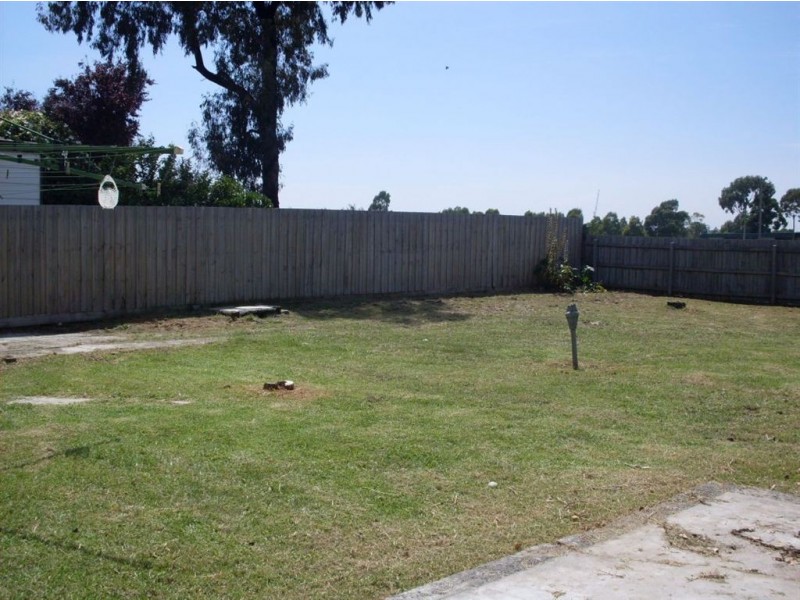 24 Seston Street, Reservoir VIC 3073