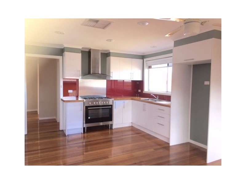 5 Pamela Court, Thomastown VIC 3074