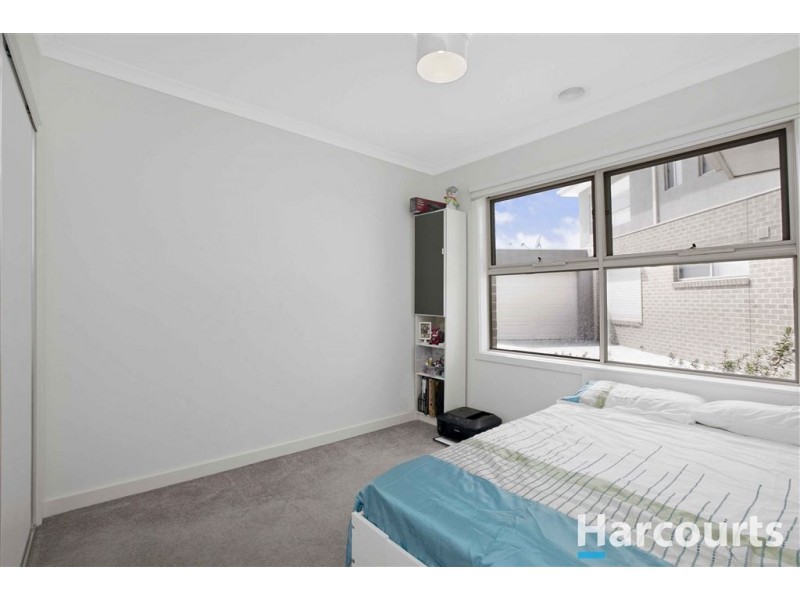 8/10 Garth Place, Epping VIC 3076