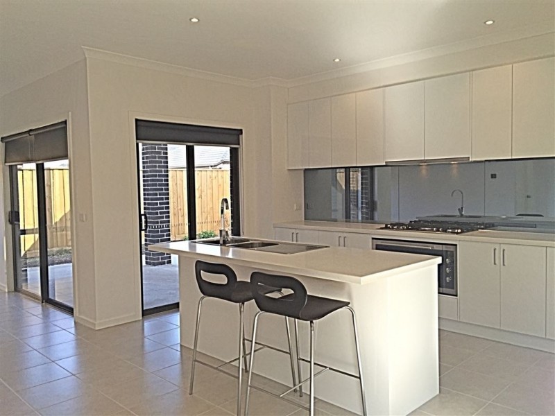 45 Stoke Circuit, Epping VIC 3076