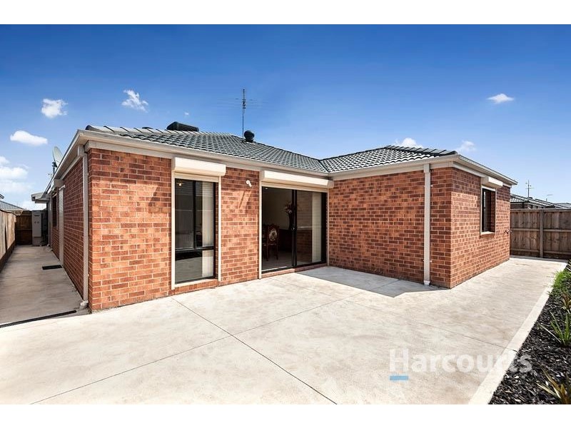 16 Raychelsbury Parade, Wollert VIC 3750