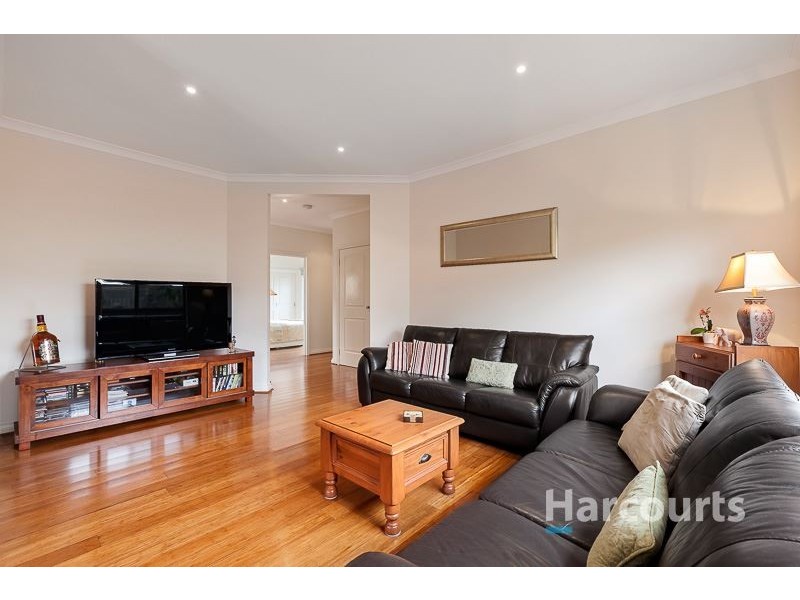 2/2 Elsey Road, Reservoir VIC 3073