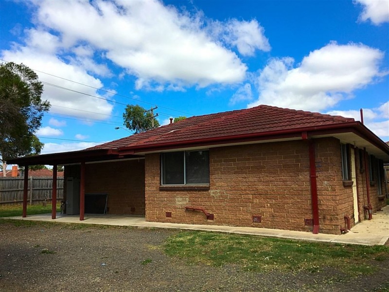 18 Memorial Avenue, Epping VIC 3076