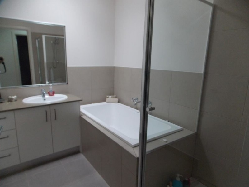 19 Hermione Terrace, Epping VIC 3076