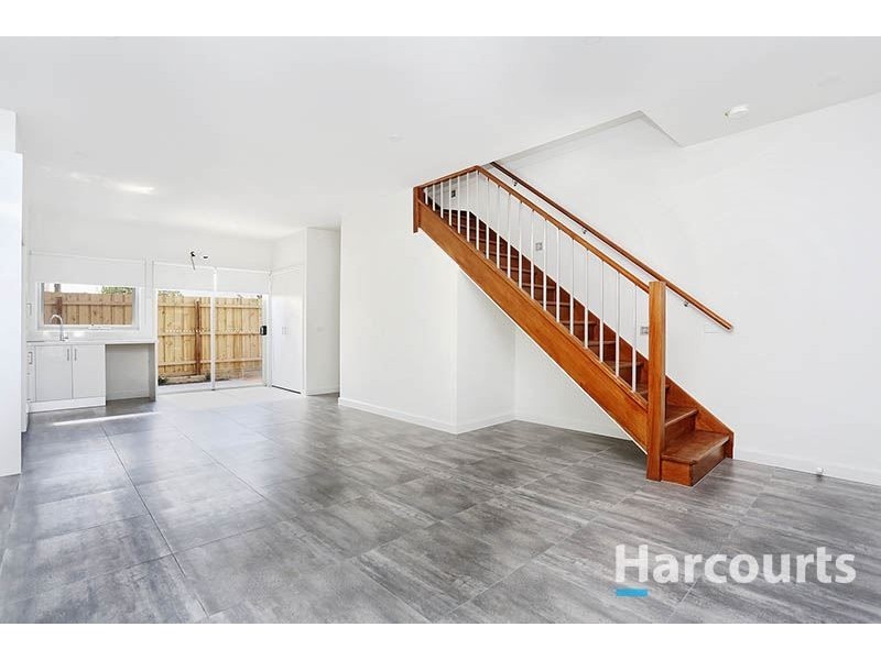 4/14 Mountview Road, Thomastown VIC 3074