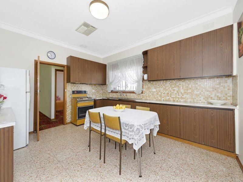 51 Alexander Avenue, Thomastown VIC 3074