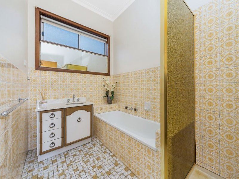 51 Alexander Avenue, Thomastown VIC 3074