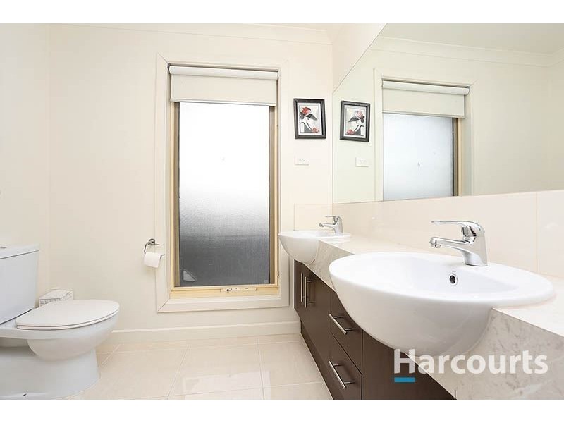 12 Dunolly Street, Epping VIC 3076