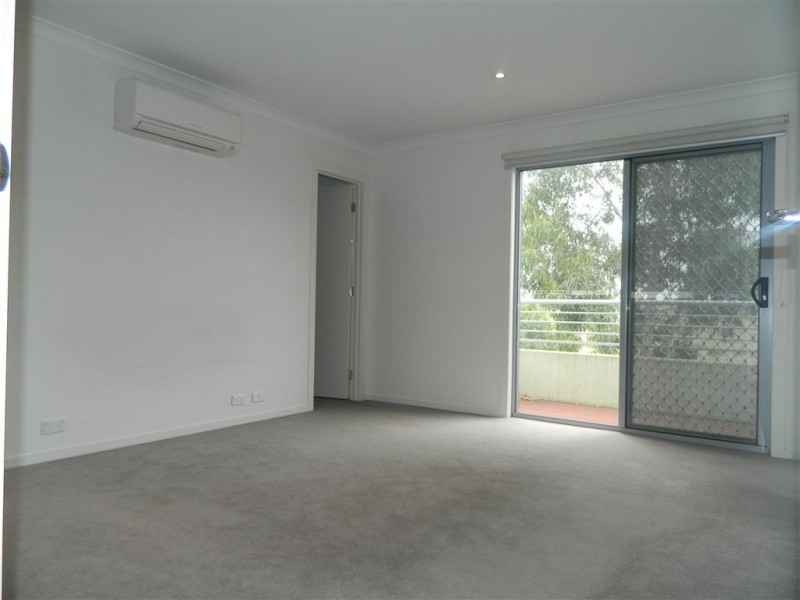 33 Champions Parade, Epping VIC 3076