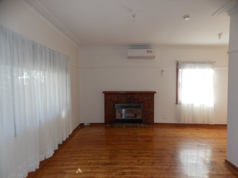 1/23 Central Avenue, Thomastown VIC 3074