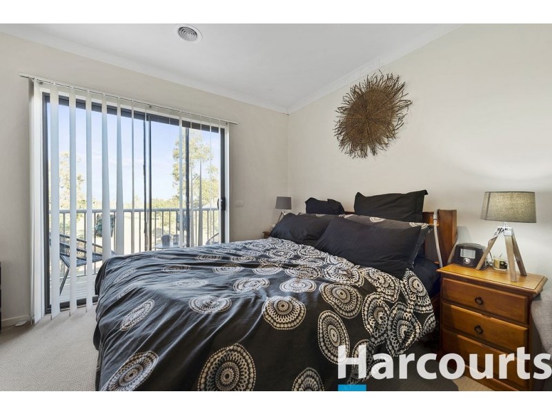 18 Andover Lane, Craigieburn VIC 3064