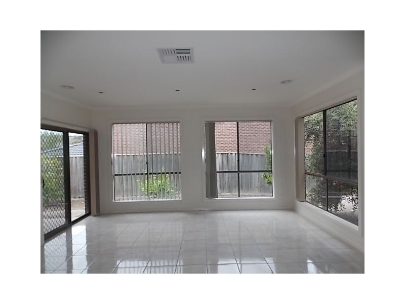 23 Belinda Court, South Morang VIC 3752