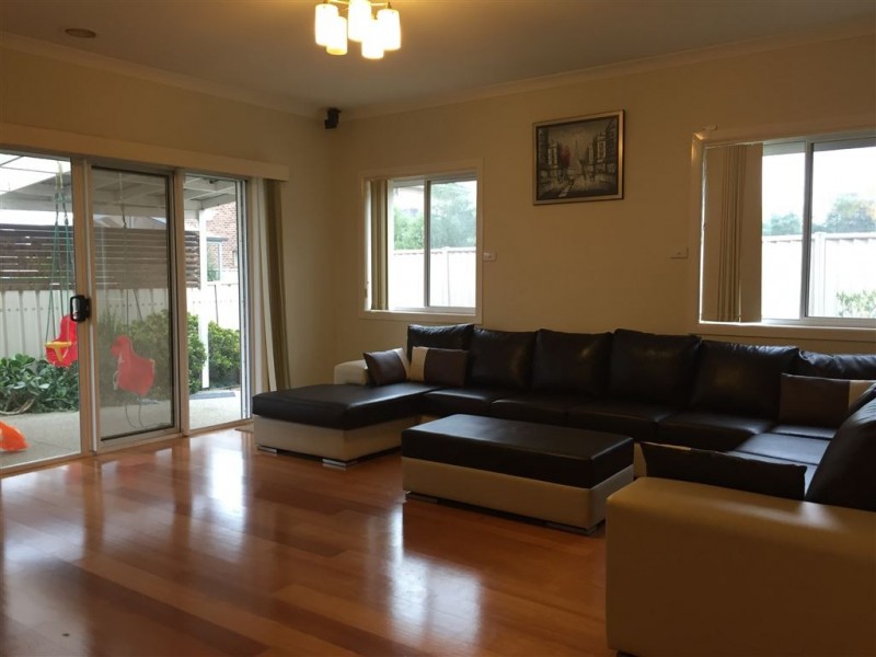 6 Greenfields Drive, Epping VIC 3076