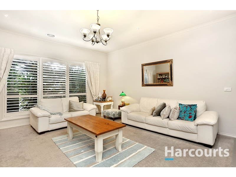 17 Callaway Crescent, Mernda VIC 3754