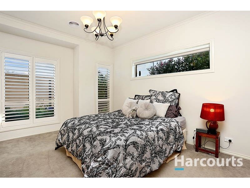 17 Callaway Crescent, Mernda VIC 3754