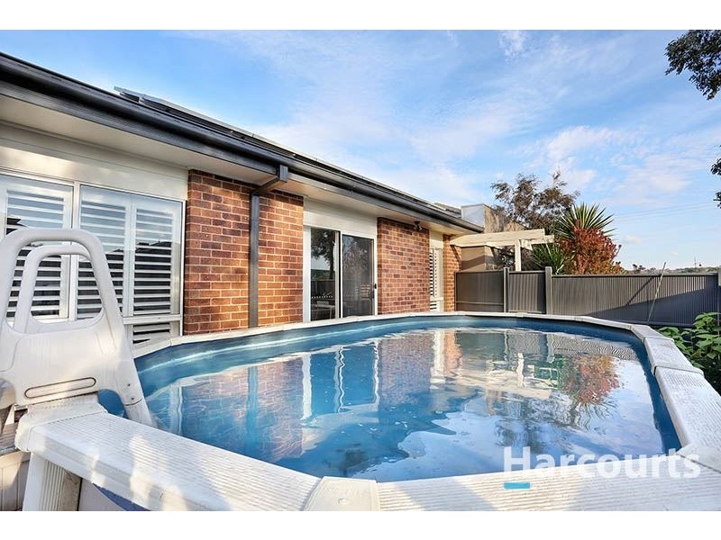 17 Callaway Crescent, Mernda VIC 3754