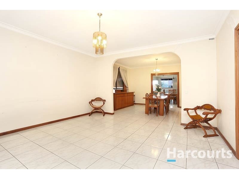 61 Barry Road, Thomastown VIC 3074