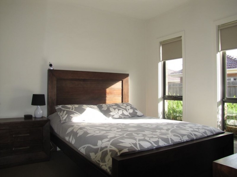 2/35 Barry Street, Reservoir VIC 3073