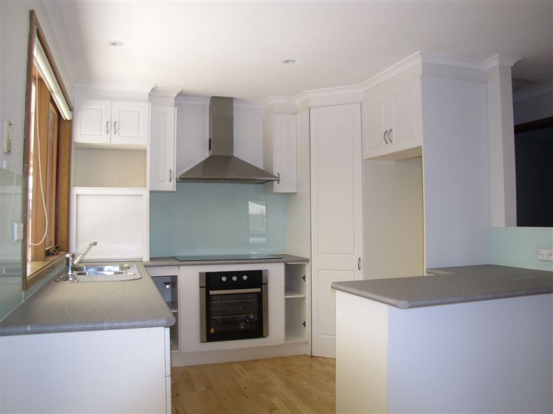 2 Irons Court, Epping VIC 3076