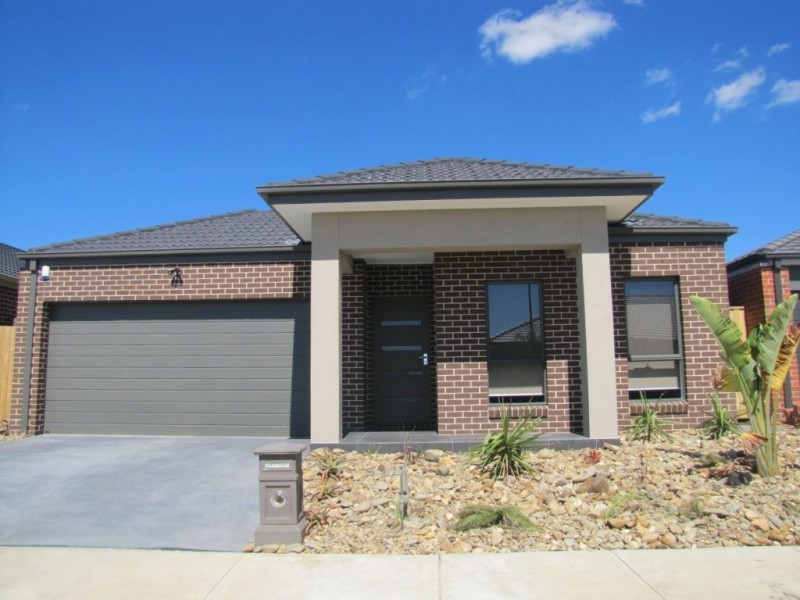 17 Umbria Way, Mernda VIC 3754