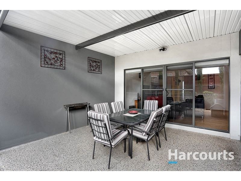 8 Grandstand Way, Wollert VIC 3750