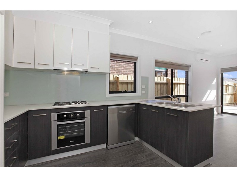 14 Garth Place, Epping VIC 3076