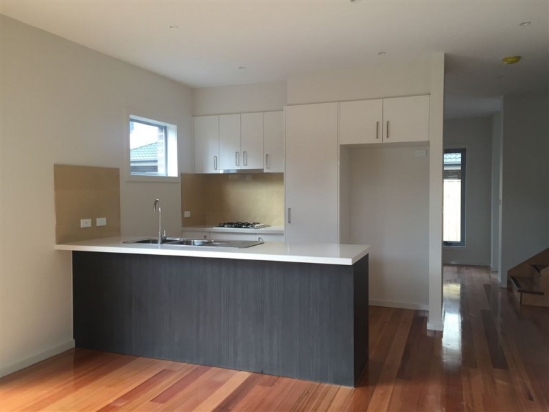 3/13 Blainey Crescent, Epping VIC 3076