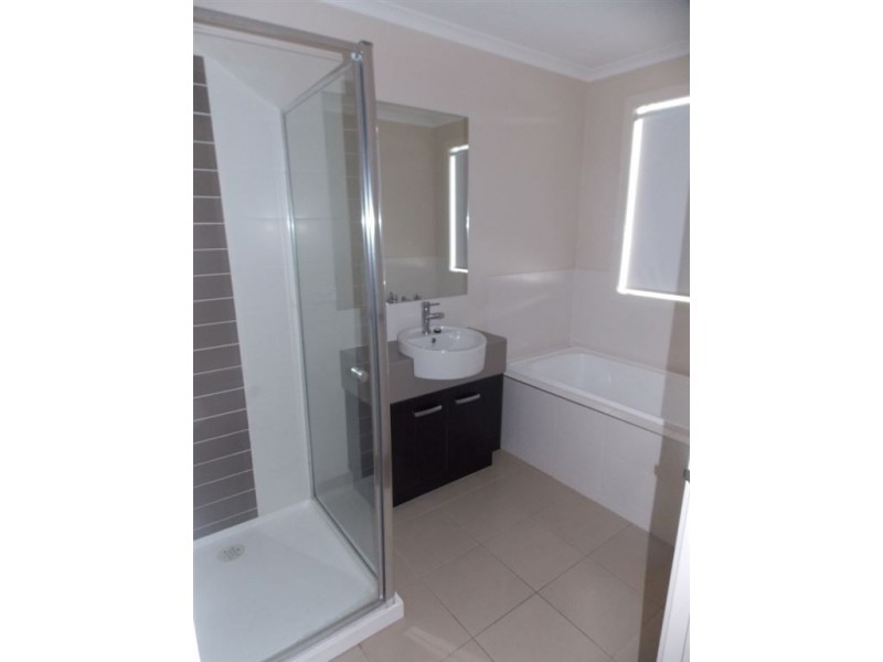 20 Coleridge Way, South Morang VIC 3752