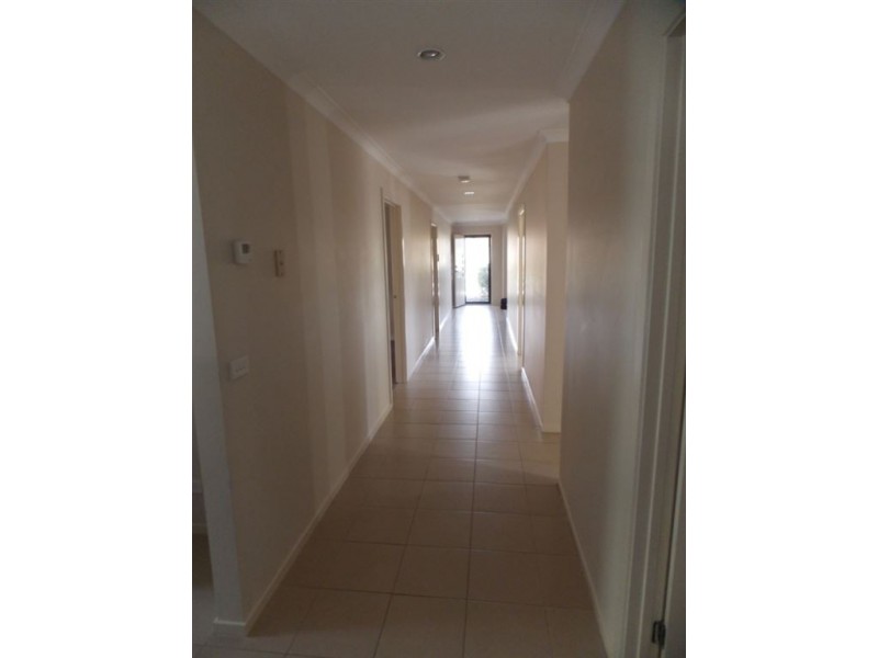 20 Coleridge Way, South Morang VIC 3752