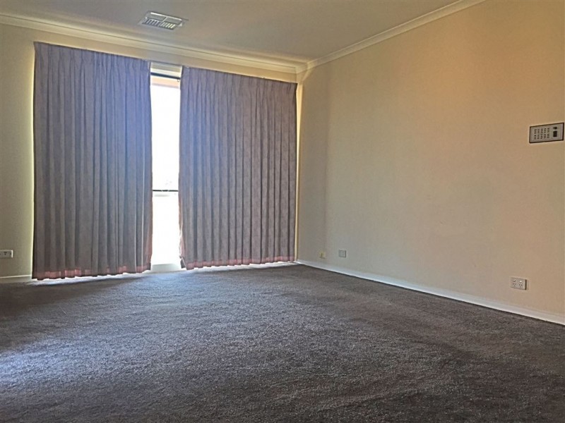 28 Charlotte Road, Mill Park VIC 3082