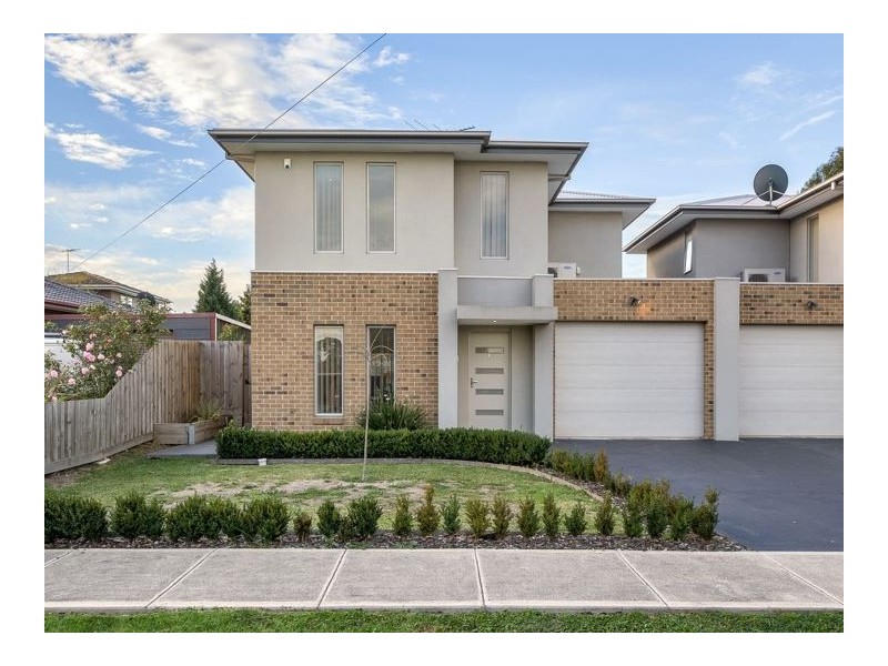 1/16 Young Street, Epping VIC 3076