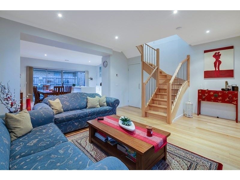 1/16 Young Street, Epping VIC 3076