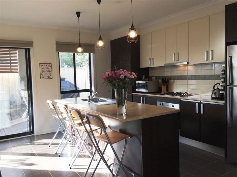 6/13 Viewgrand Boulevard, Epping VIC 3076