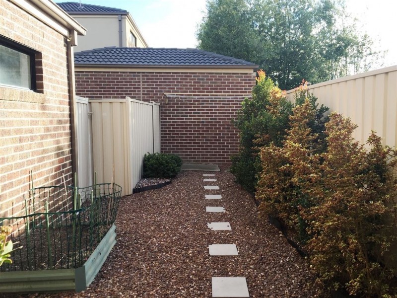 6/13 Viewgrand Boulevard, Epping VIC 3076